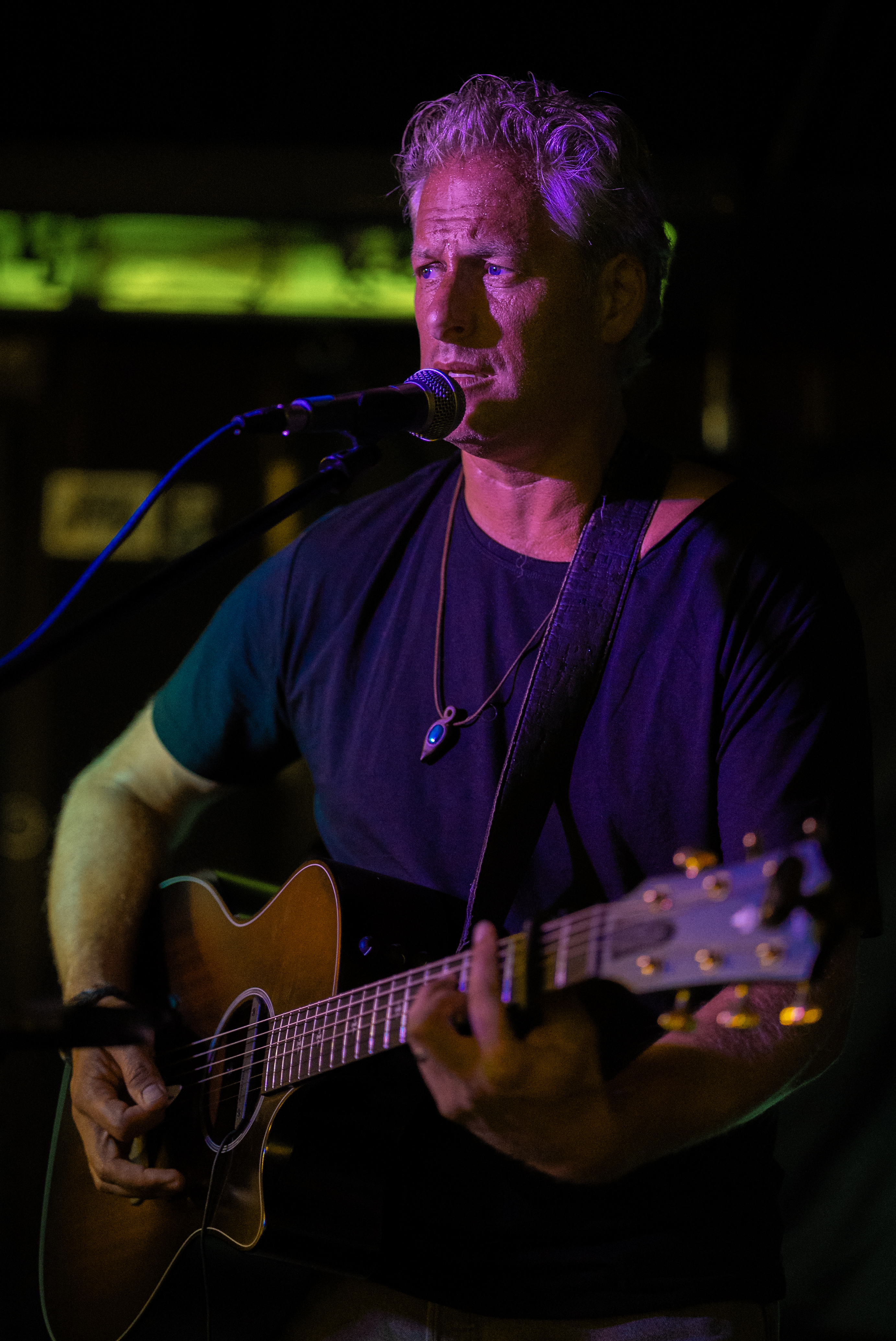 Pascal performing live